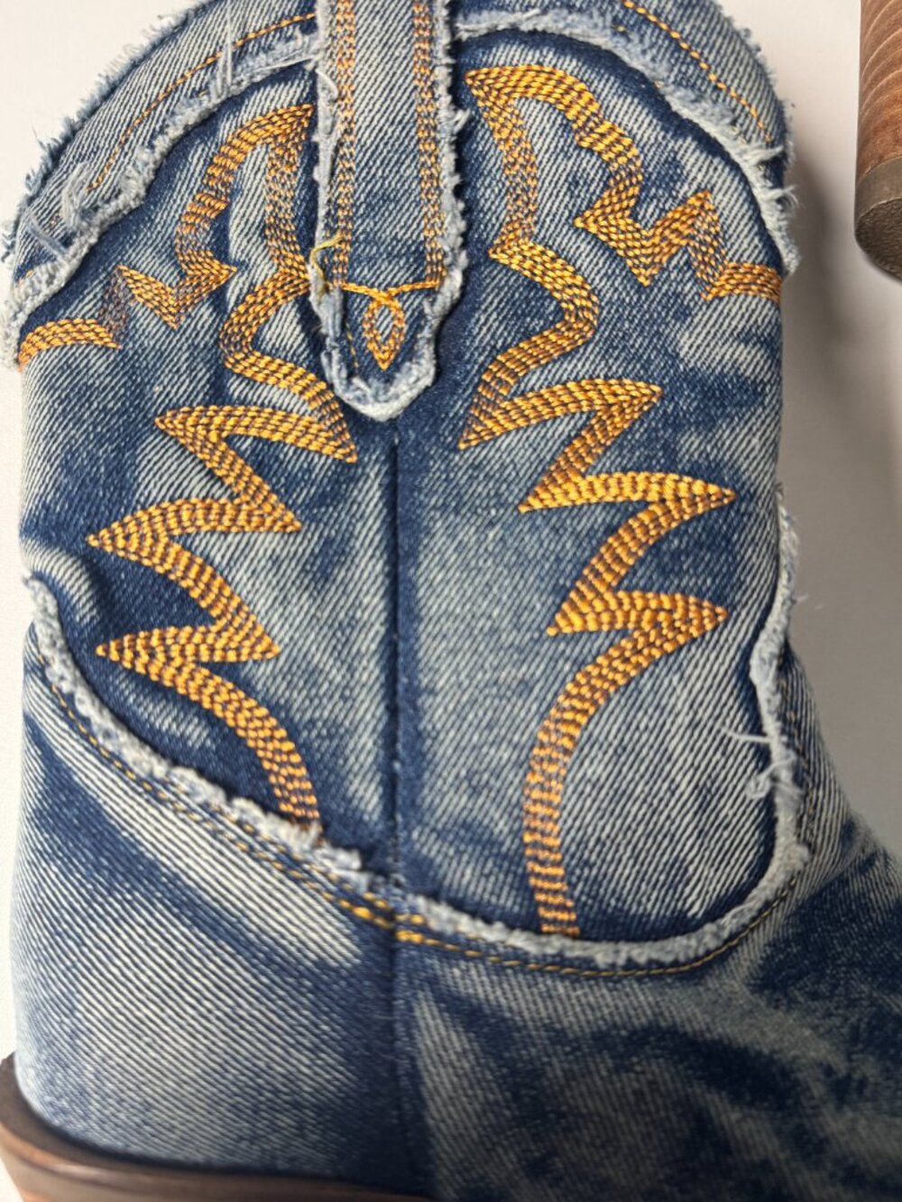 Dingo Denim Cowboy Boots Women’s 8M Blue Embroidered Western - Picture 3 of 8